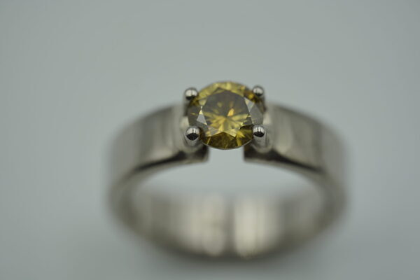 Ring Gr. 53.5, Weissgold 18K, Diamant, 1.01 Karat