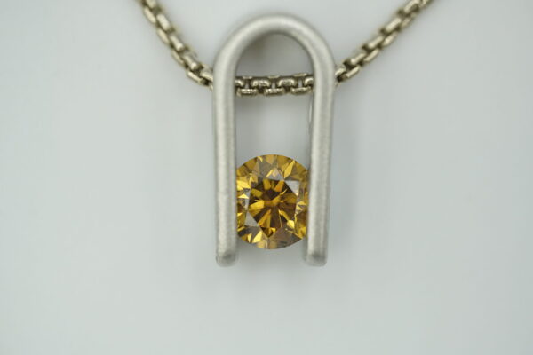 Anhänger, Deep Orange, 1.01 Karat